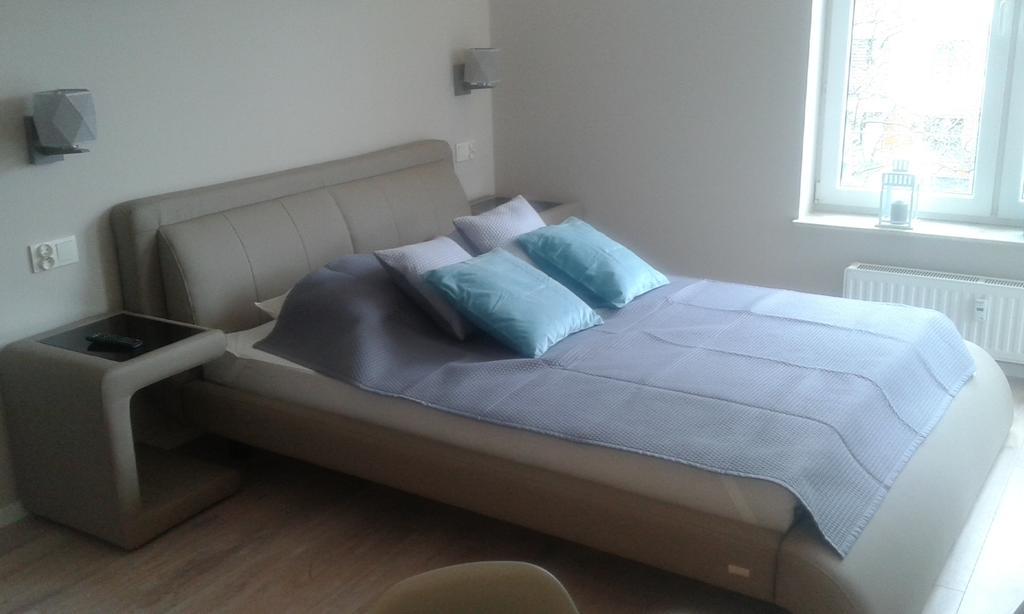 Apartament Z Basenem โควอบเซก ภายนอก รูปภาพ